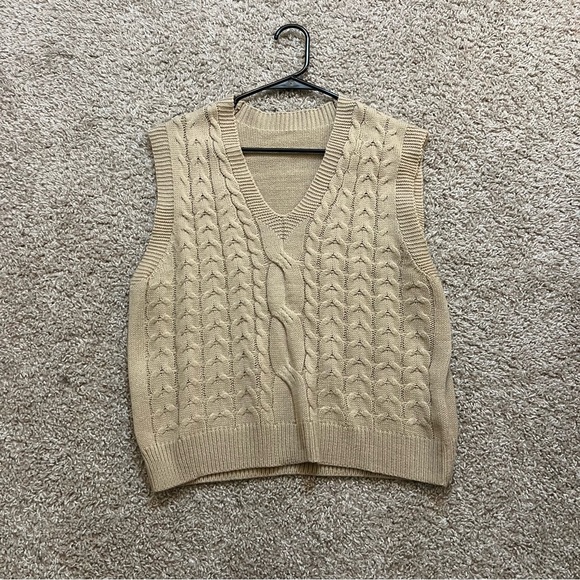 Shein Sweater Vest V Neck Cable Knit Medium Apricot - Picture 2 of 4
